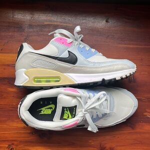 Nike Air Max 90